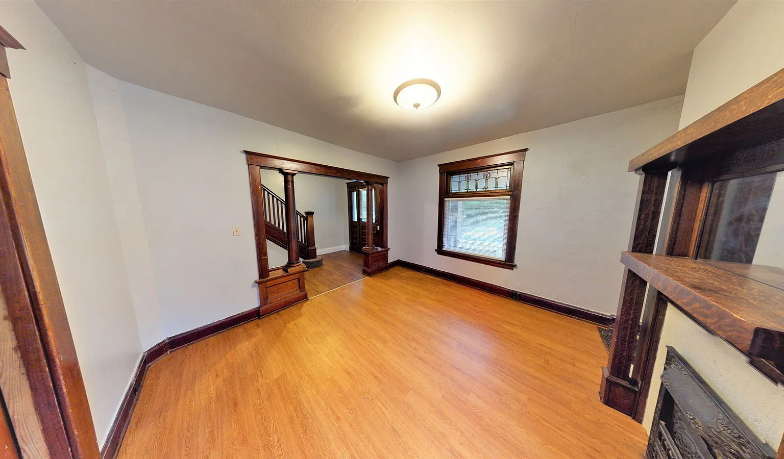 6 bed, 2.5 bath, 2002 sqft, $2,695 — Photo 2