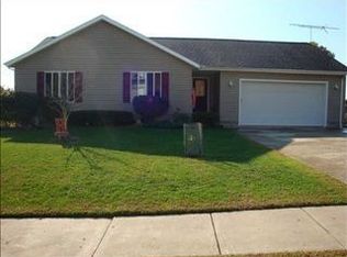 981 Nadine Dr, Heath, OH 43056