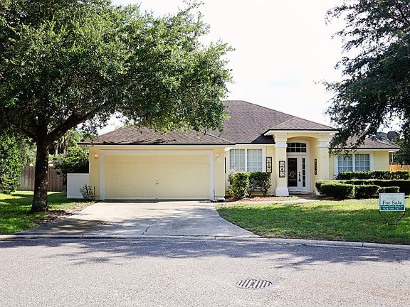2nd image of 3393 Classic Oak Ct