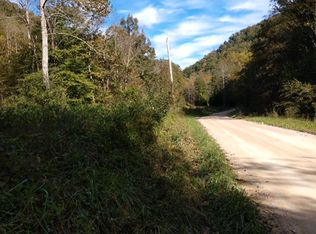 Lucky Fork Rd, Booneville, KY 41314
