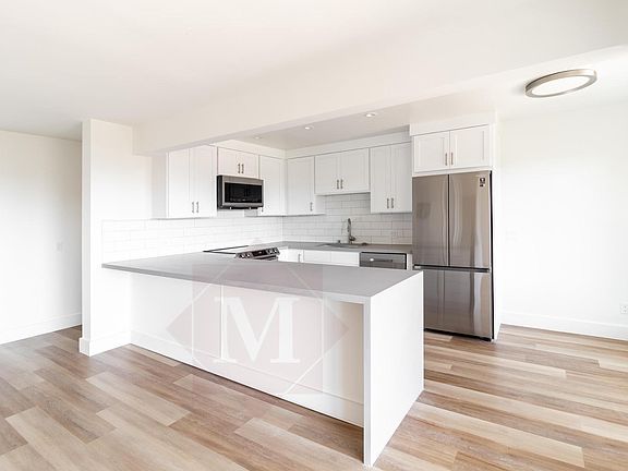 3rd image of 813 E Anapamu St APT 1A
