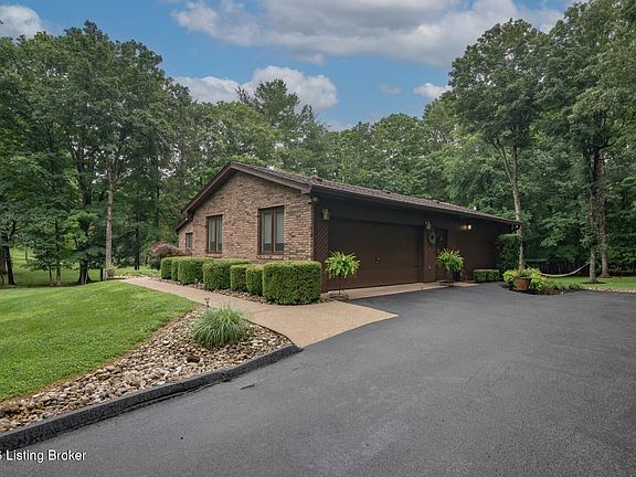 5th image of 388 Timbercrest Dr