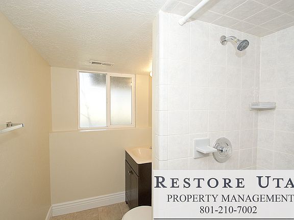 5th image of 4539 Edgeware Ln