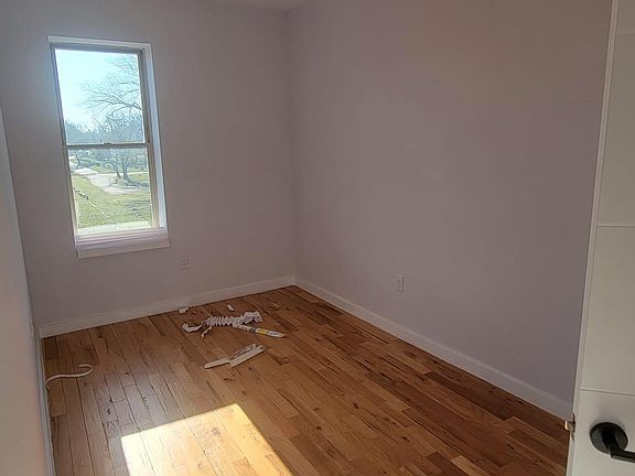 4th image of 585 Central Ave #304