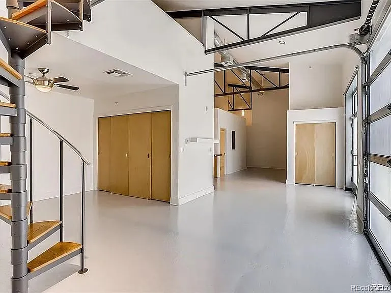 Oneida Lofts — Photo 4