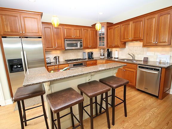 5th image of 17931 Fountain Cir