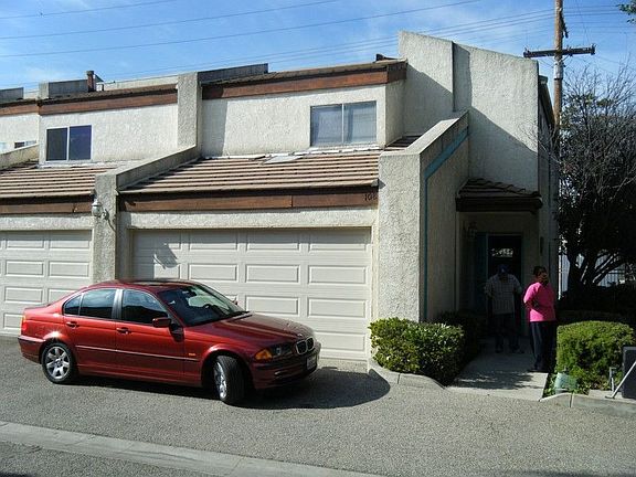 4th image of 1552 W 12th Pl APT 108