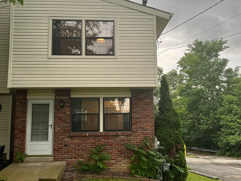 2906 Autumnwood Dr — Photo 1