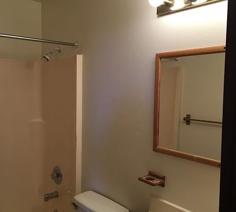 5th image of 14 N 29th St APT 1