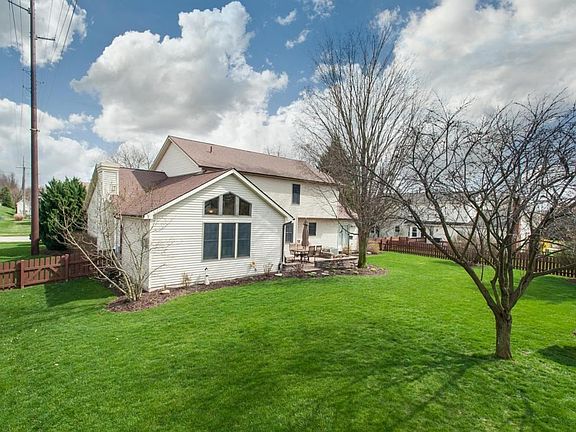 5th image of 163 N Lyndale Dr
