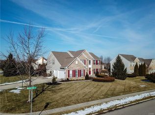 10700 Willow Brook Rd, Centerville, OH 45458