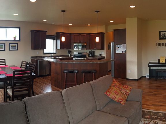 Open kitchen & living room