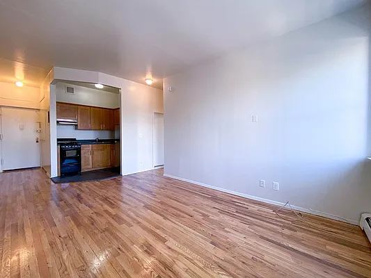 Rented by City Connections Realty | media 13