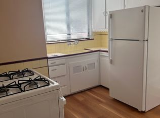 77 Venus St, San Francisco, CA 94124