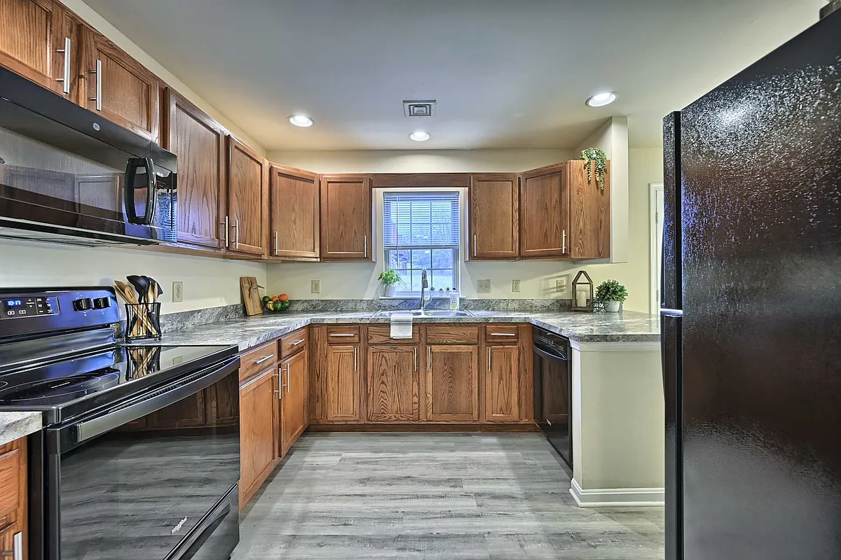 Building Photo - Timber Ridge Town Homes