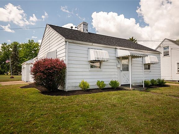3rd image of 1156 Leslie St