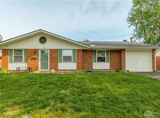 57 Greencliff Dr, Englewood, OH 45322