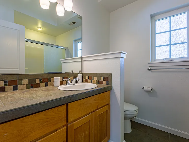 1378 NW Mount Washington Dr — Photo 22