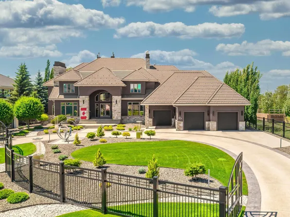 16 Windermere Dr SW, Edmonton, AB T6W 0S2