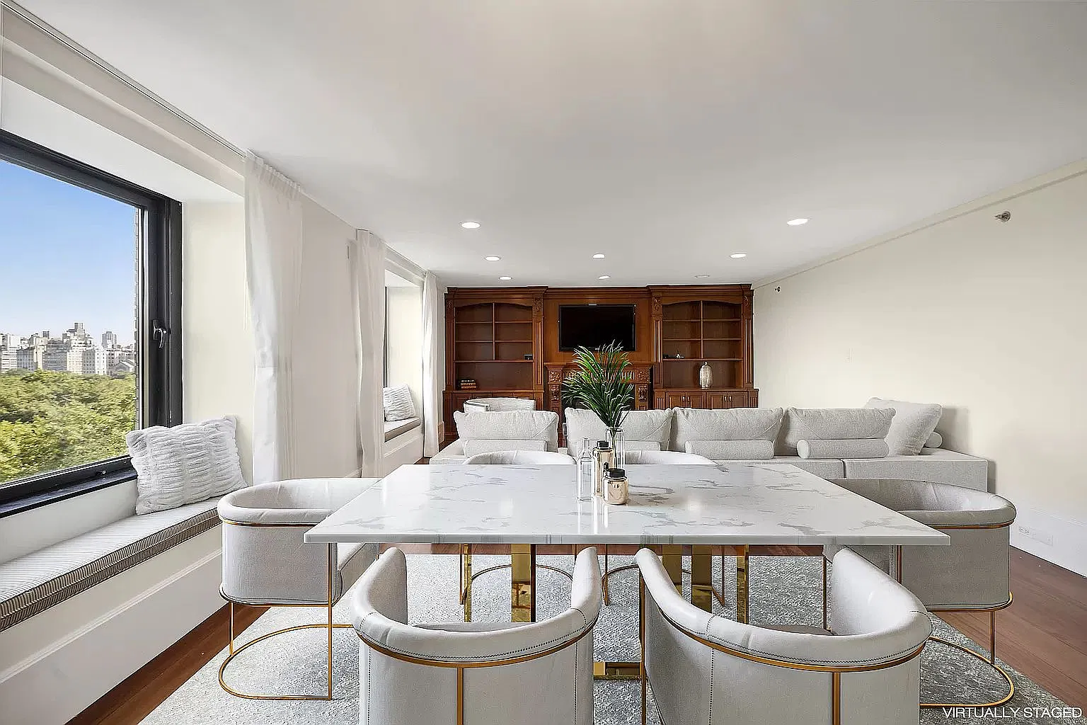 160 Central Park South — Photo 3