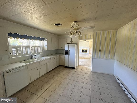 4th image of 109 Greenwood Dr