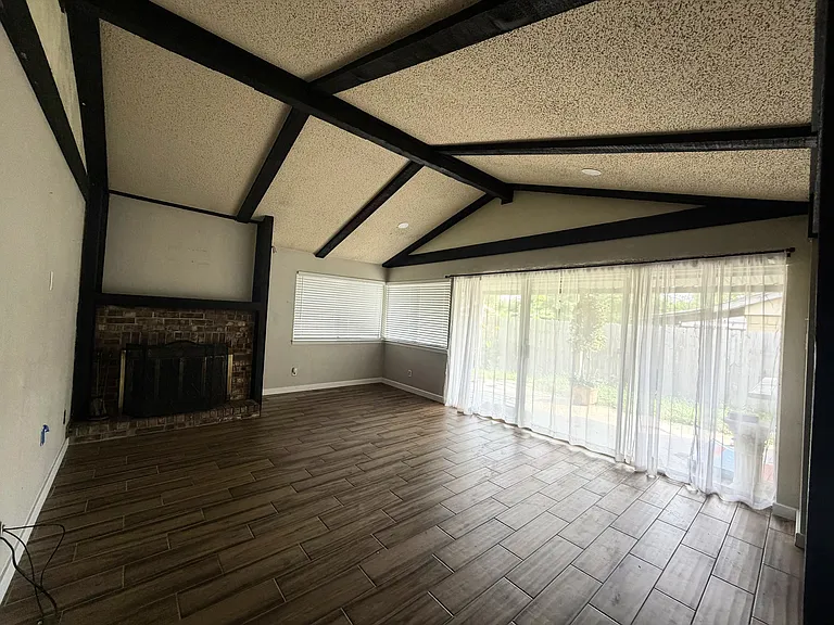 726 Ravencroft Dr — Photo 19