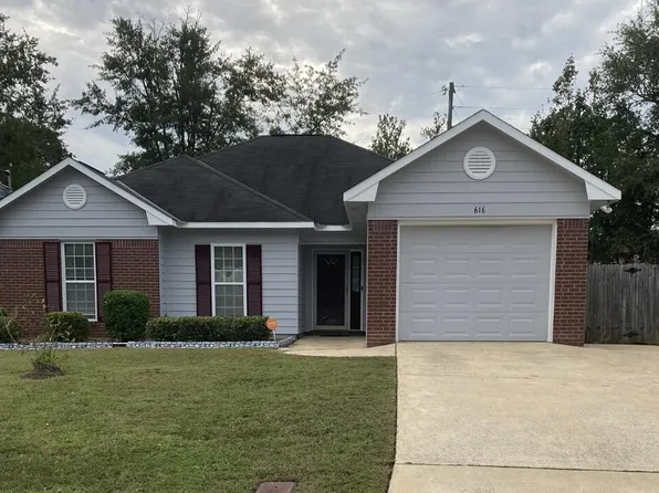 616 School Ct, Columbus, GA 31907