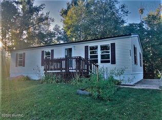 22943 230th Ave, Paris, MI 49338