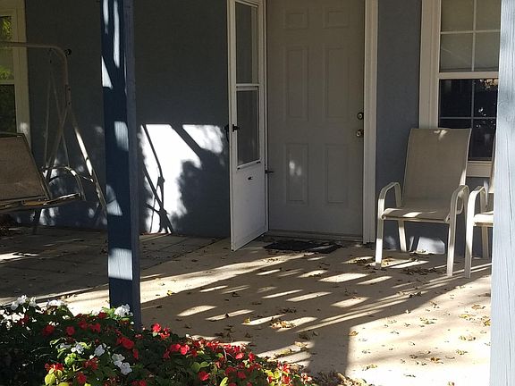 4th image of 63 Garden Ct
