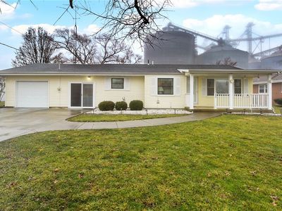 225 S Walnut St, Arcola, IL, 61910