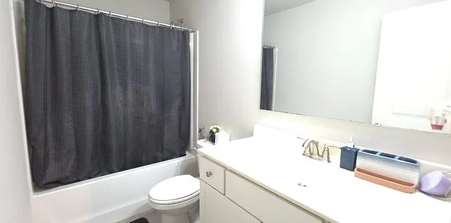 4358 Mantova Dr NE — Photo 17