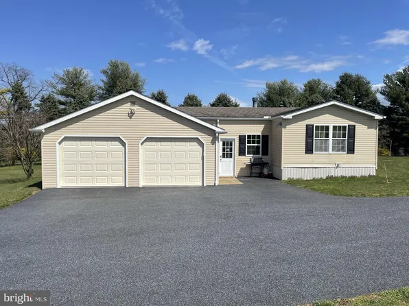 561 Hamilton Rd, Cochranville, PA 19330