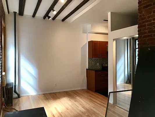 Rented by Adir Realty | media 3