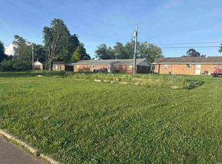 1828 Westwood Dr, Mount Vernon, IN 47620
