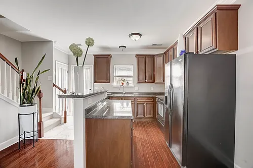 5456 Edmondson Pike Photo 1
