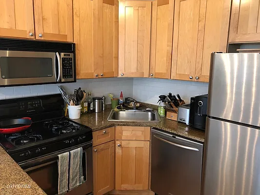 Rented by Corcoran | media 11