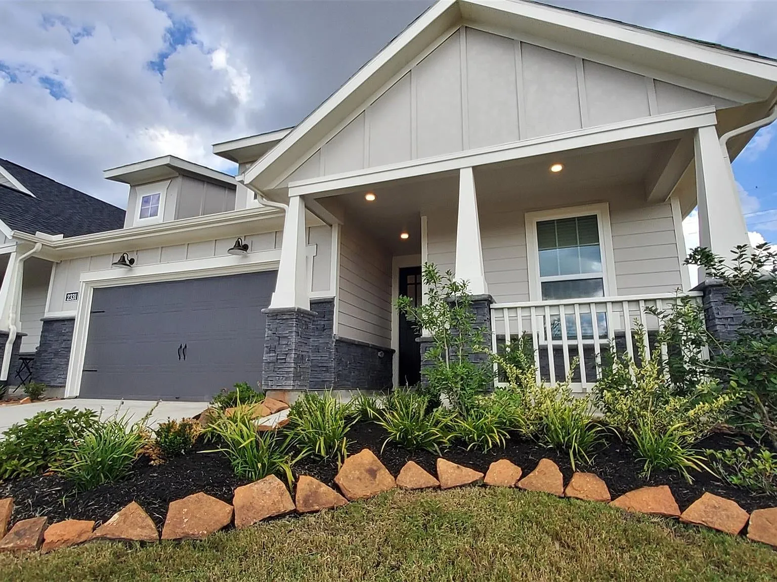 3 bed, 1757 sqft, $2,400 — Photo 3