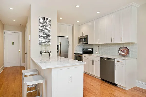 Sold by Keller Williams NYC | media 4