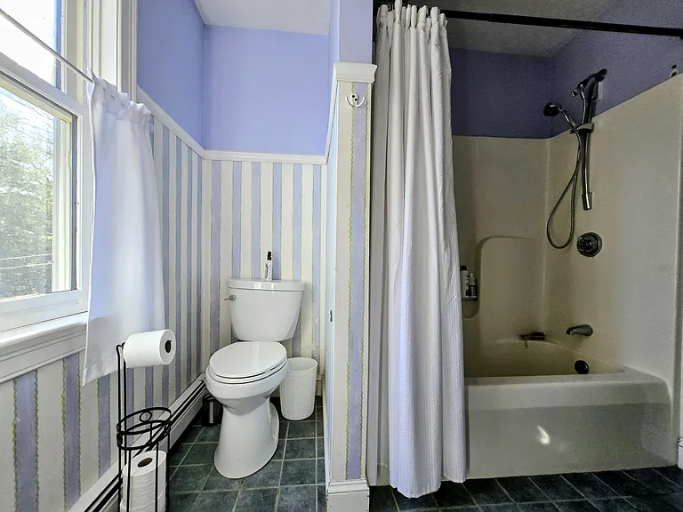 20 Hirsch Rd — Photo 15