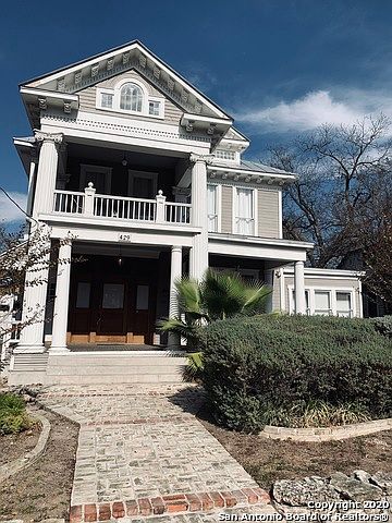 1st image of 429 W Mistletoe Ave #101