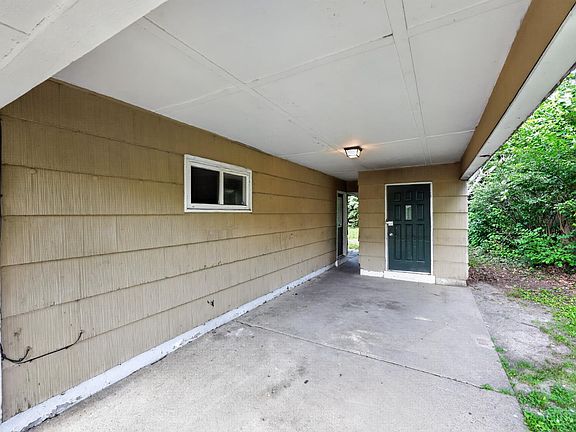 5th image of 8760 Grenada Dr