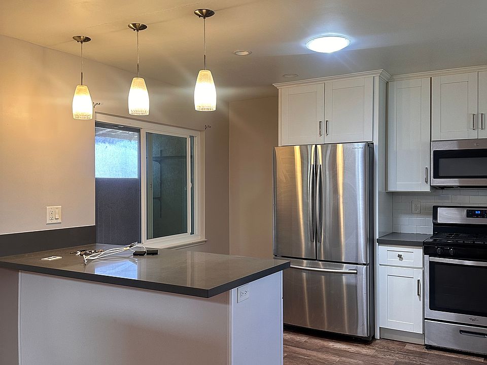 1st image of 8812 Geraldine Ave
