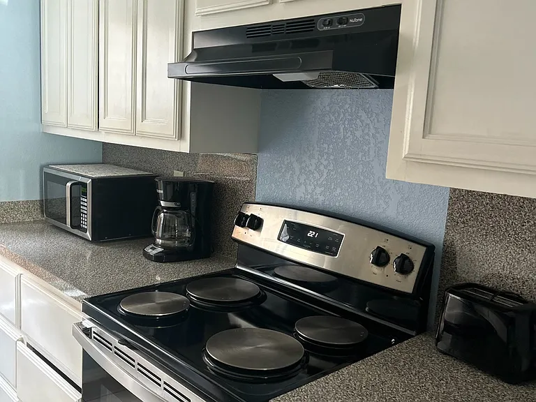 132 E Gardenia St #1 — Photo 20