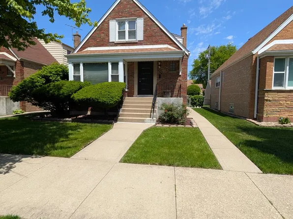 (undisclosed Address), Chicago, IL 60652