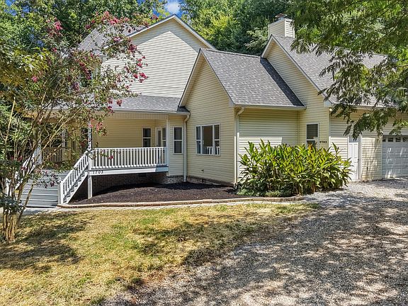 2nd image of 1703 Lively Rd