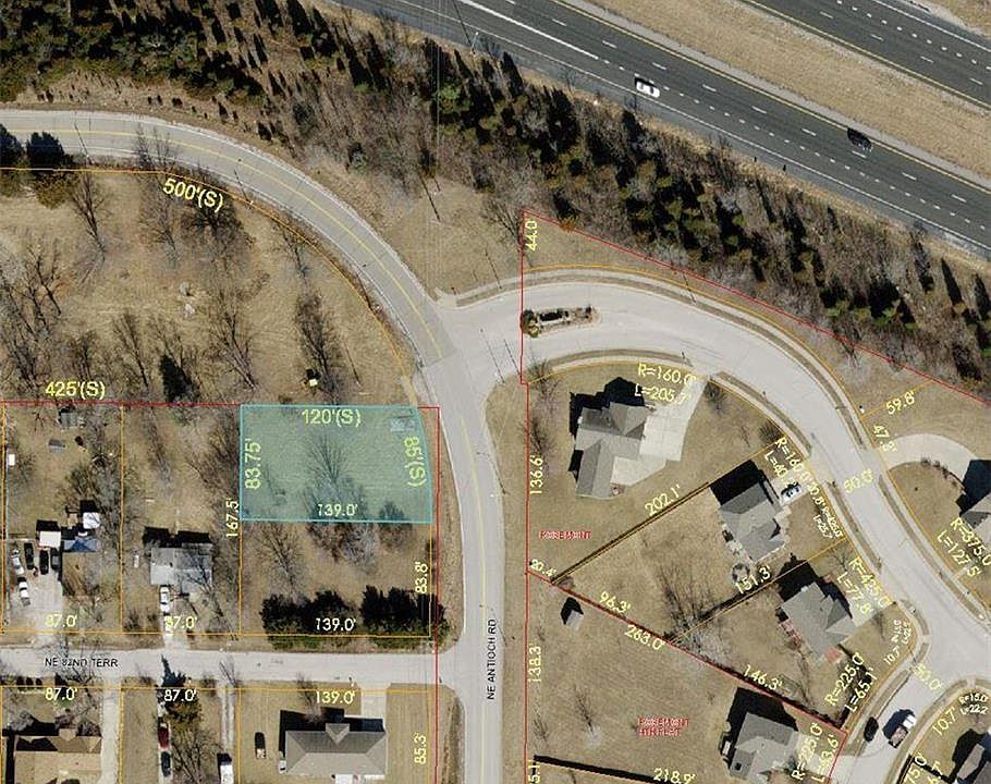 2nd image of 8224 NE Antioch Rd