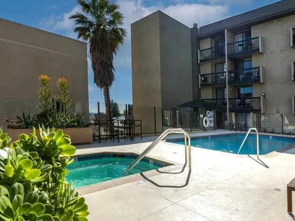 7320 Hawthorn Ave APT 214, Los Angeles, CA 90046
