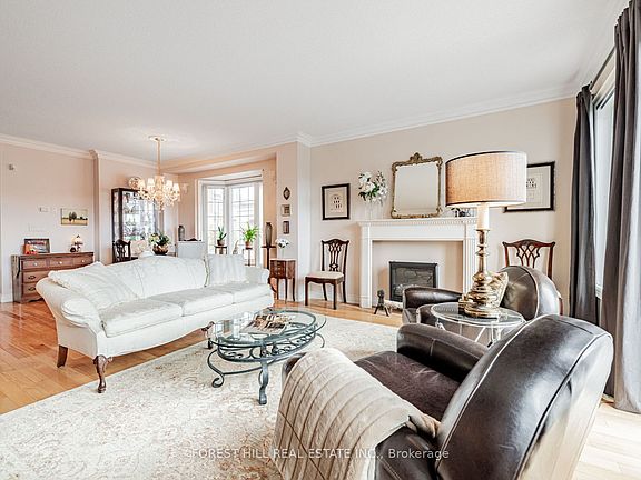 2nd image of 2 Clairtrell Rd #Townhouse A