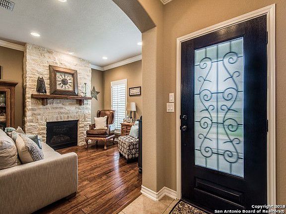 3rd image of 2839 Elm Tree Park