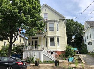 39 Roberts St, Portland, ME 04102